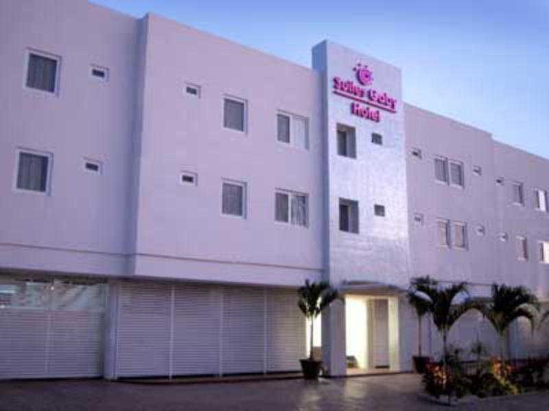Hotel Suites Gaby Cancún Exterior foto